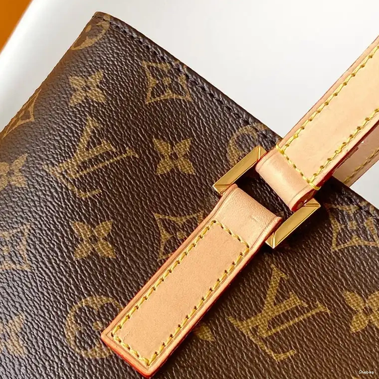 Bags LV 2409YA0179 0817